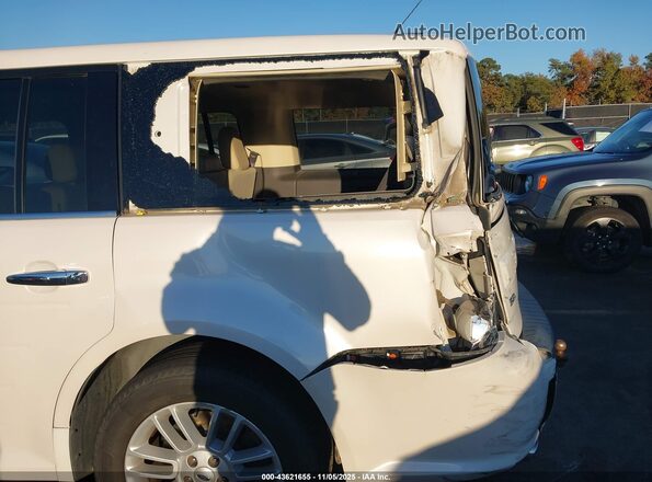 2FMGK5C82HBA13538 2017 FORD FLEX Кремовый Вид спереди
