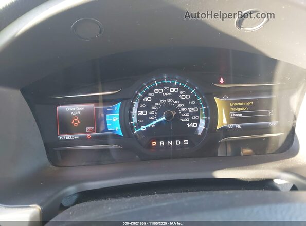 2FMGK5C82HBA13538 2017 FORD FLEX Кремовый Вид задних сидений