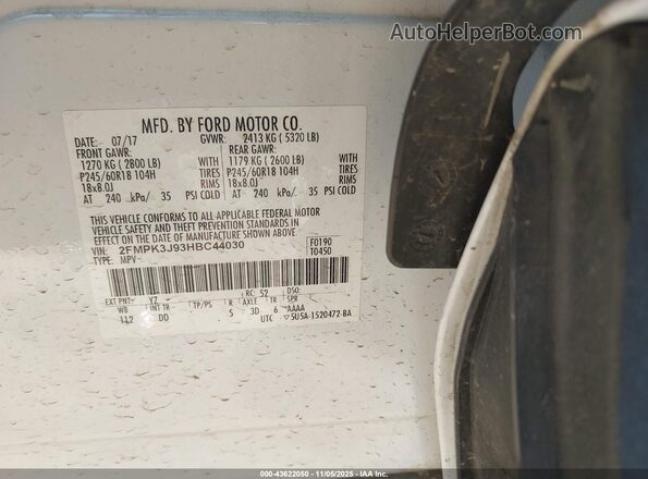 2FMPK3J93HBC44030 2017 FORD EDGE White Engine compartment view