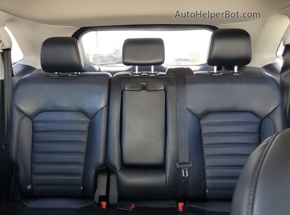 2FMPK3J95HBC27388 2017 FORD EDGE White Rear seats view