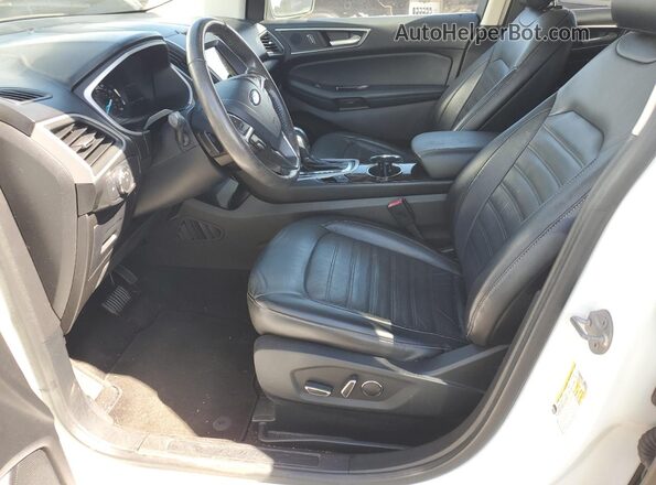 2FMPK3J95HBC27388 2017 FORD EDGE White Front interior view
