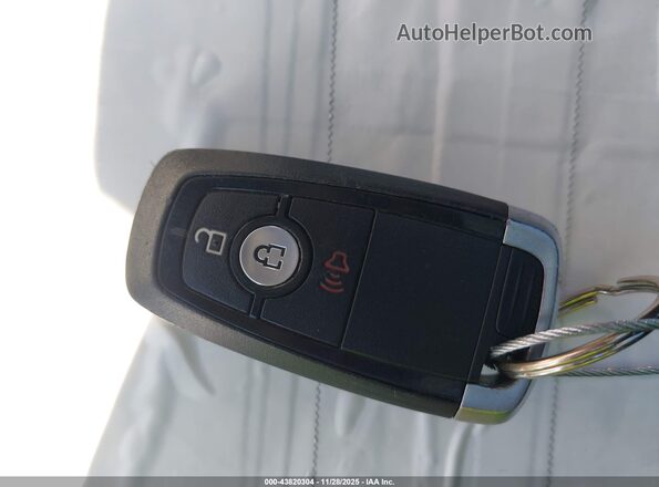 2FMPK4G97NBA27069 2022 FORD EDGE Silver წინა პანელის ხედი
