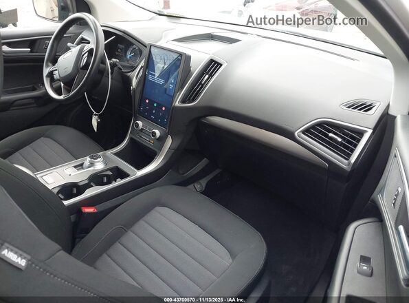 2FMPK4G9XRBA31977 2024 FORD EDGE White Вид салону спереду