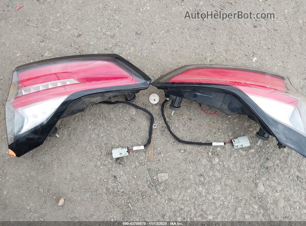 2FMPK4G9XRBA31977 2024 FORD EDGE White 
