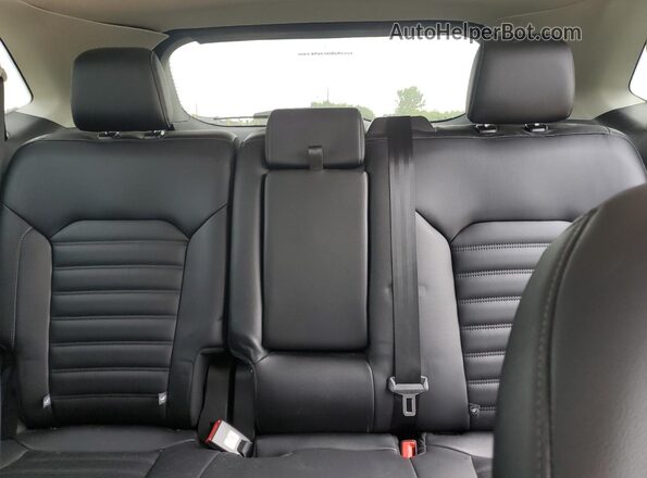 2FMPK4J92RBA61578 2024 FORD EDGE Gray Rear seats view