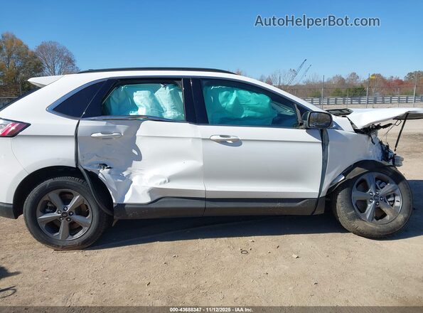 2FMPK4J95NBA22929 2022 FORD EDGE White Vista interior trasera
