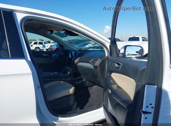 2FMPK4J98NBA32905 2022 FORD EDGE White Vista interior delantera