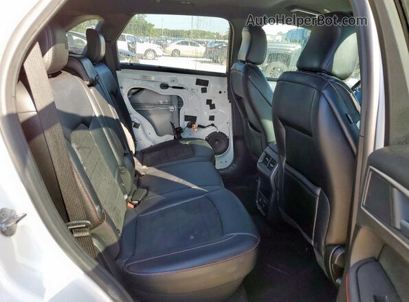 2FMPK4J9XNBA56168 2022 FORD EDGE White Widok wnętrza z tyłu