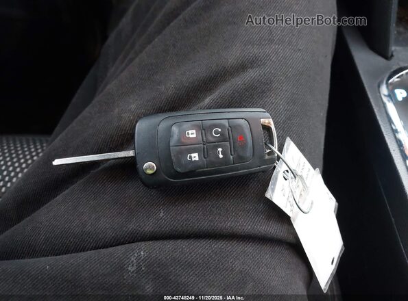 2GNALCEK6H1587108 2017 CHEVROLET EQUINOX Silver Vista del salpicadero