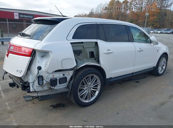 2LMHJ5AT2KBL00694 2019 LINCOLN MKT White 