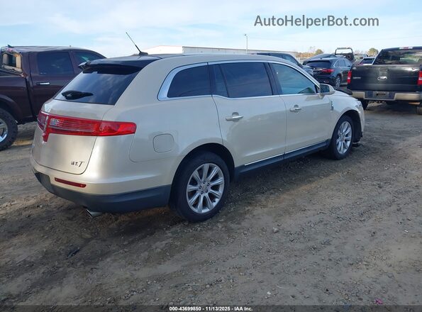2LMHJ5FK8JBL00875 2018 LINCOLN MKT Cream Tył prawy