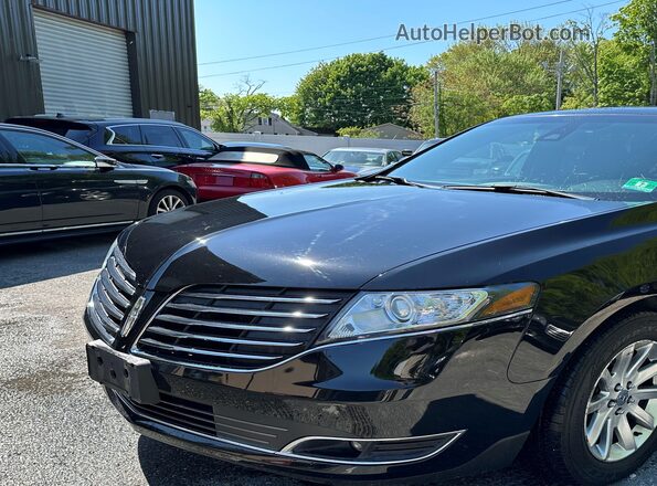 2LMHJ5NK7JBL02473 2018 LINCOLN MKT Черный Передняя левая четверть