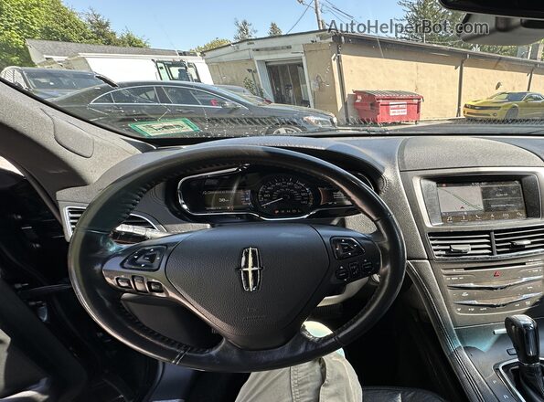 2LMHJ5NK7JBL02473 2018 LINCOLN MKT Черный Вид сзади