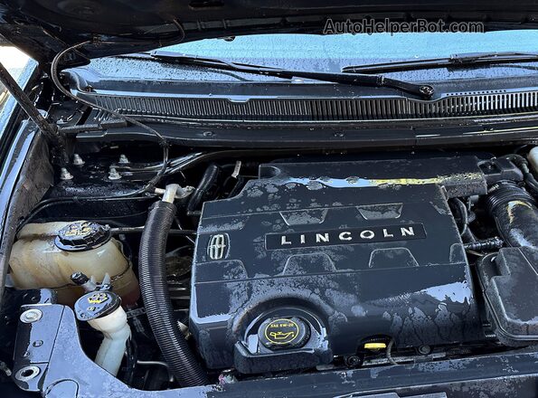 2LMHJ5NK7JBL02473 2018 LINCOLN MKT Черный Вид подкапотного пространства
