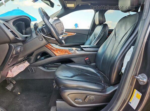 2LMPJ6K91LBL14060 2020 LINCOLN NAUTILUS Gray Front interior view