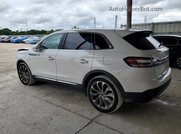 2LMPJ6K92PBL03994 2023 LINCOLN NAUTILUS White 