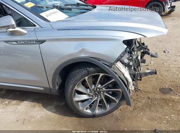 2LMPJ6K95LBL04244 2020 LINCOLN NAUTILUS Silver 