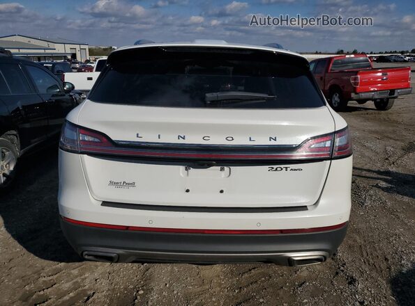 2LMPJ8K92LBL13804 2020 LINCOLN NAUTILUS White Вид ззаду
