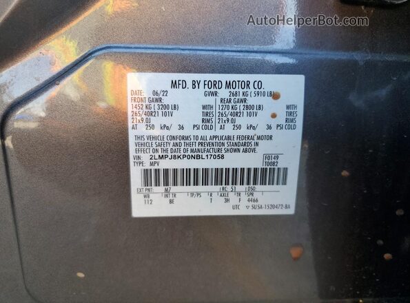 2LMPJ8KP0NBL17058 2022 LINCOLN NAUTILUS Gray Engine compartment view