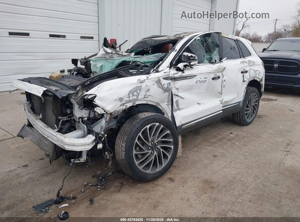 2LMPJ8KP1LBL02470 2020 LINCOLN NAUTILUS Белый Передняя левая четверть