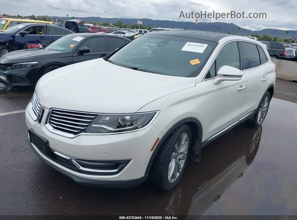 2LMTJ8LP3GBL22268 2016 LINCOLN MKX Белый Передняя левая четверть