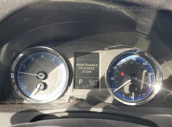 2T1BURHE4JC033656 2018 TOYOTA LL Silver Widok zestawu wskaźników