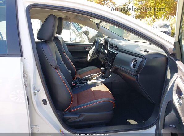 2T1BURHE5JC057237 2018 TOYOTA LL White Սալոնի դիմացի տեսք