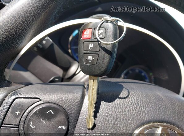 2T1BURHE5JC057237 2018 TOYOTA LL White Առջևի վահանակի տեսք