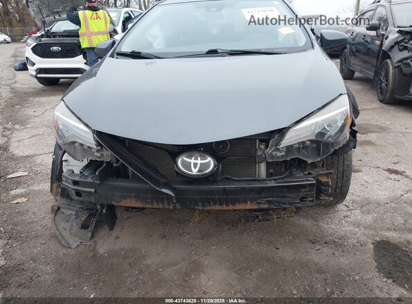2T1BURHE9JC087177 2018 TOYOTA LL Blue Widok z przodu