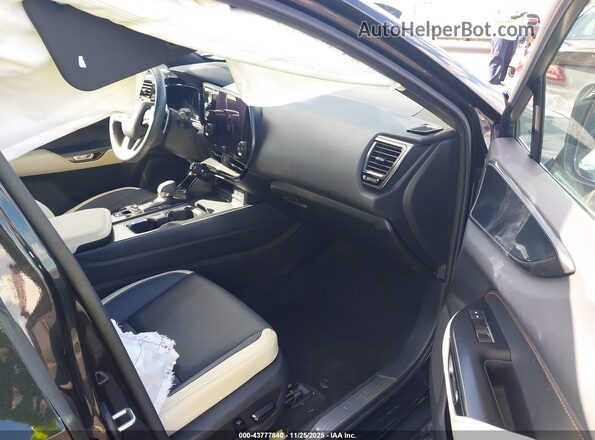 2T2ADCAZ2PC005588 2023 LEXUS NX 250 Черный Вид салона спереди