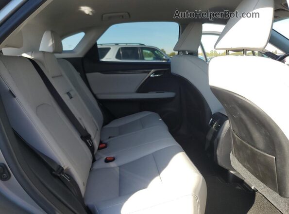 2T2AZMDA9MC272736 2021 LEXUS RX Silver Widok wnętrza z tyłu