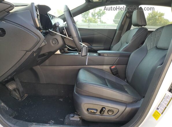 2T2BAMBA6RC043839 2024 LEXUS RX White Widok wnętrza z przodu