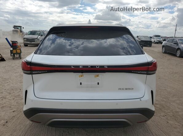 2T2BAMBA8RC024550 2024 LEXUS RX White Widok z tyłu