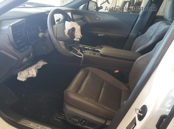2T2BAMCA4RC077339 2024 LEXUS RX White წინა სალონის ხედი