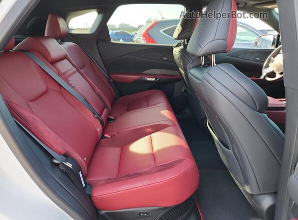 2T2BCMEA8RC017409 2024 LEXUS RX White Vista interior trasera