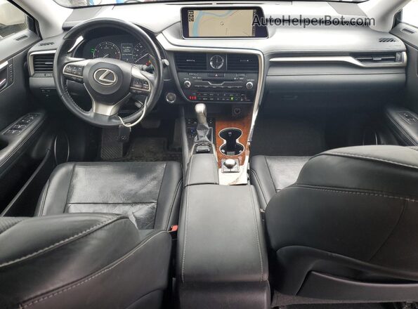 2T2BZMCA2HC107378 2017 LEXUS RX Черный Вид панели приборов