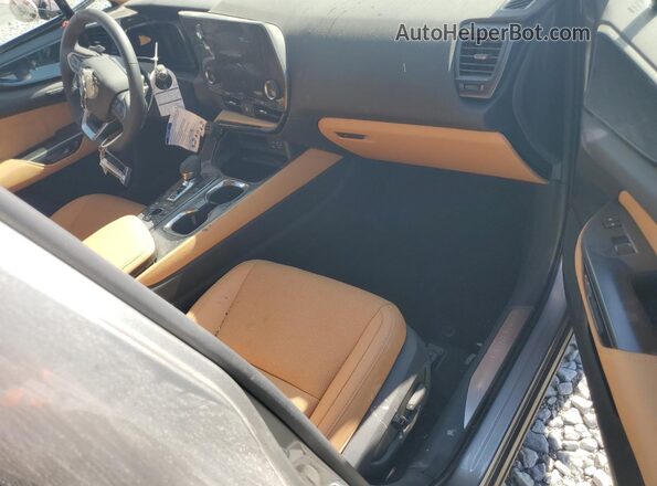2T2GGCEZ2SC074740 2025 LEXUS NX Silver წინა პანელის ხედი