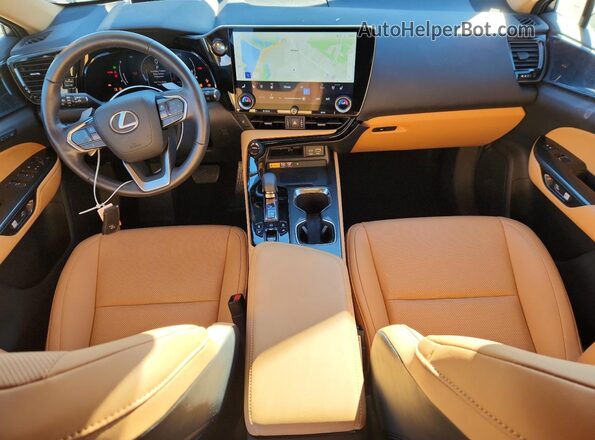 2T2GGCEZ3RC036752 2024 LEXUS NX Серебряный Вид панели приборов