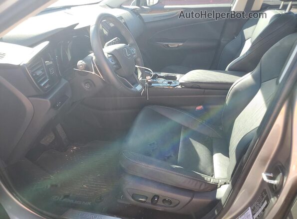 2T2GGCEZ7PC023192 2023 LEXUS NX Silver წინა სალონის ხედი