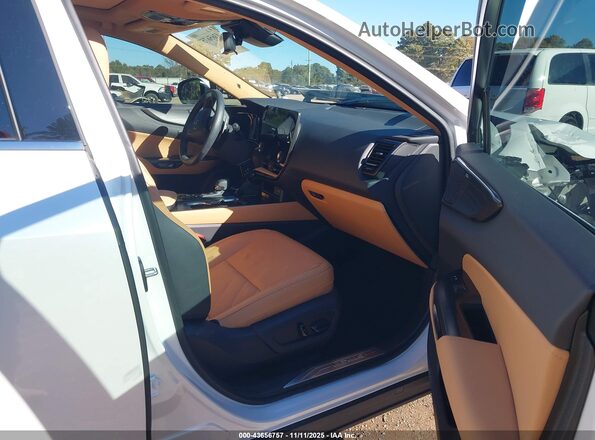 2T2HGCEZ9SC085299 2025 LEXUS NX 350 White Front interior view