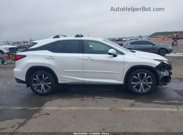 2T2HGMDA0MC070047 2021 LEXUS RX 450H White 360 interior view
