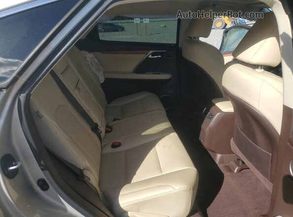 2T2HGMDA2LC046816 2020 LEXUS RX Gold Widok wnętrza z tyłu