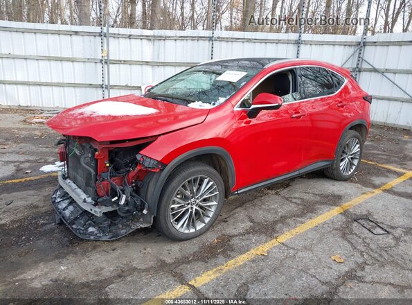 2T2HKCEZ2NC007272 2022 LEXUS NX 350H Красный Передняя левая четверть