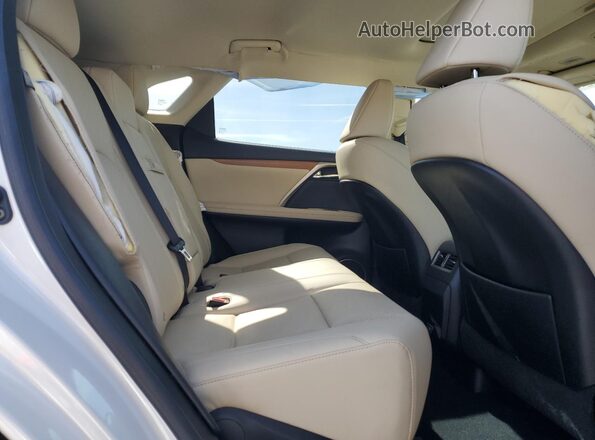 2T2HZMAA3MC207531 2021 LEXUS RX White Вид задньої частини салону