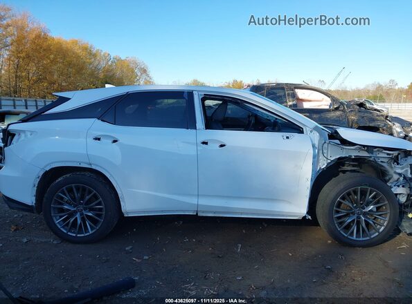 2T2YZMDA6NC368534 2022 LEXUS RX 350 White Вид задньої частини салону