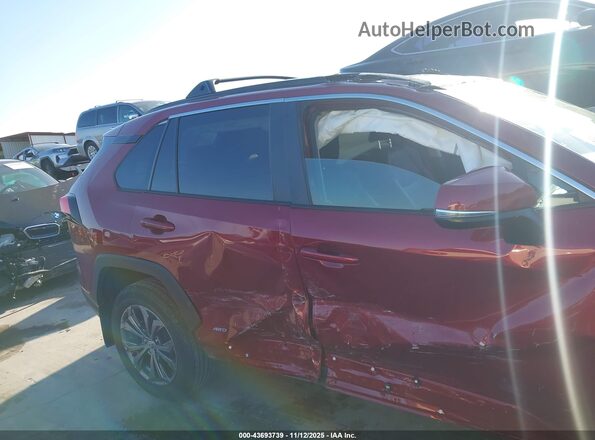 2T3B6RFV6RW055544 2024 TOYOTA LE Red Rear interior view