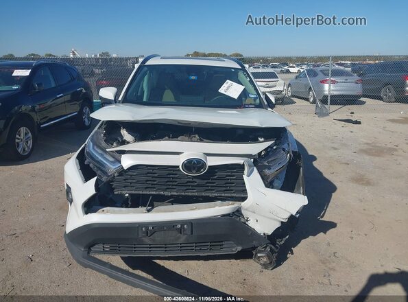 2T3C1RFV8PW280581 2023 TOYOTA LE White Instrument cluster view