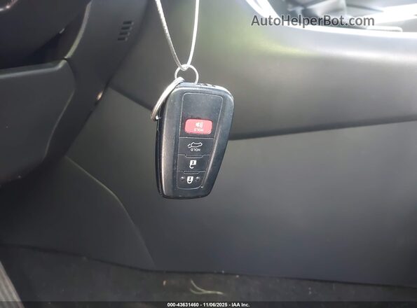 2T3DWRFV3KW022435 2019 TOYOTA LIMITED Red Вид панелі приладів
