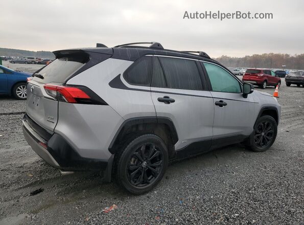 2T3E6RFV0NW029948 2022 TOYOTA RAV4 Silver Tył prawy