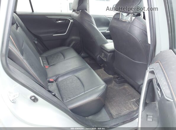 2T3J1RFV1LC091810 2020 TOYOTA RAV4 Gray Vista de la etiqueta del VIN